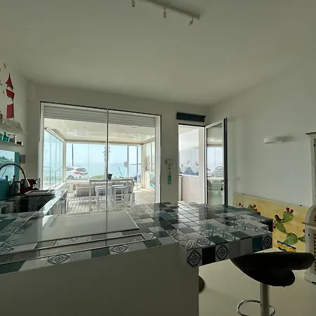 Nyaraló Il Panorama Di Aci E Galatea
