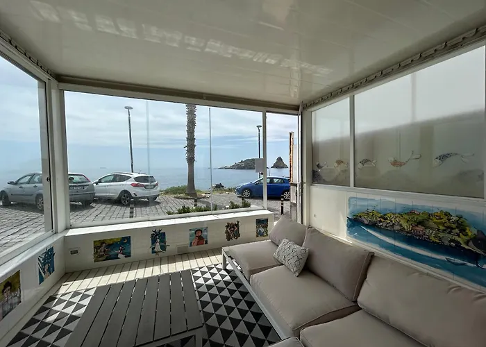 Il Panorama Di Aci E Galatea *