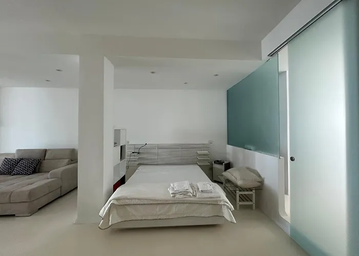 Il Panorama Di Aci E Galatea 度假居 *